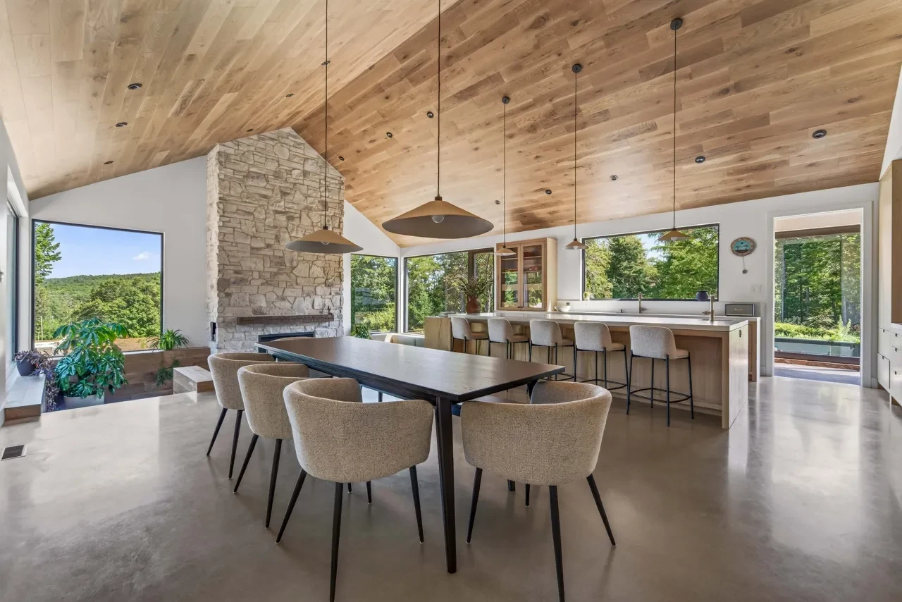 Pure Black — Création par LÖNN Architecture et Design